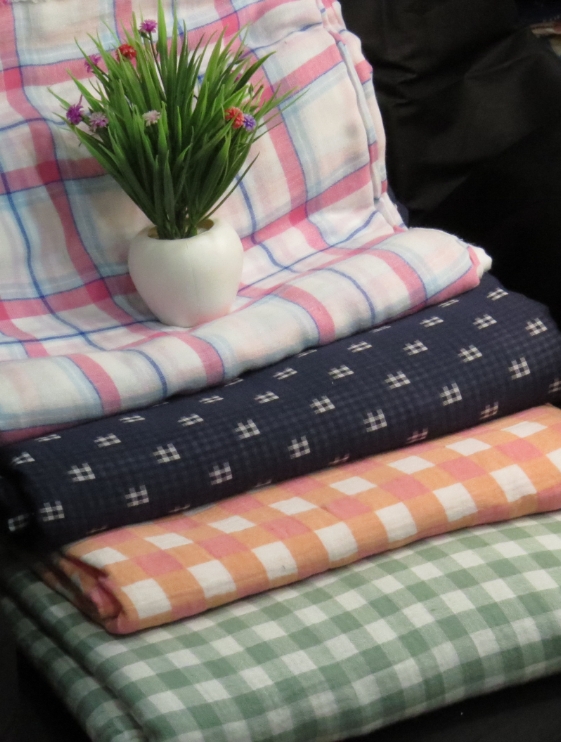 Yarns dyed Yarns dyed